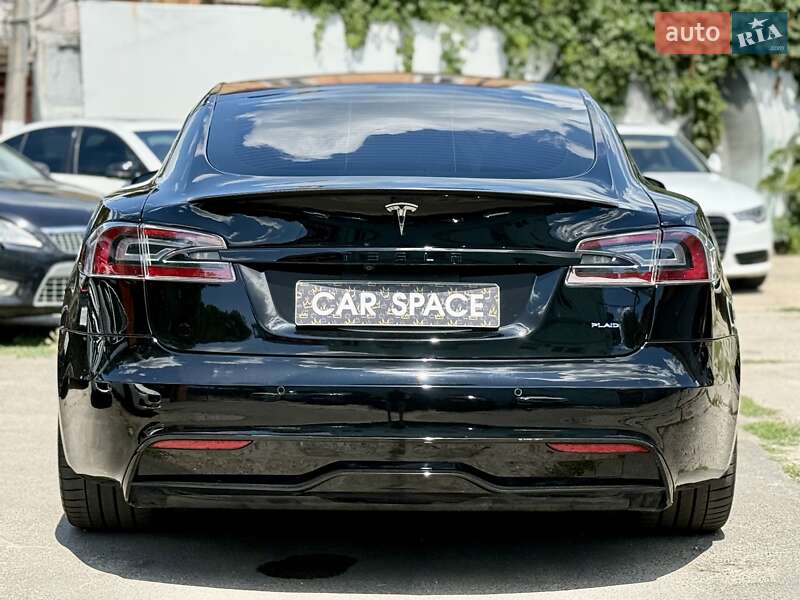 Лифтбек Tesla Model S 2021 в Одессе