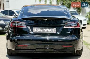 Лифтбек Tesla Model S 2021 в 