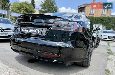 Лифтбек Tesla Model S 2021 в 