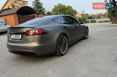 Лифтбек Tesla Model S 2023 в 