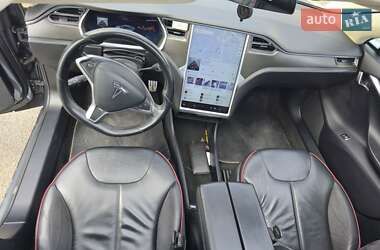Ліфтбек Tesla Model S 2013 в 