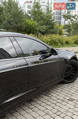Лифтбек Tesla Model S 2021 в 