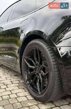 Лифтбек Tesla Model S 2021 в 