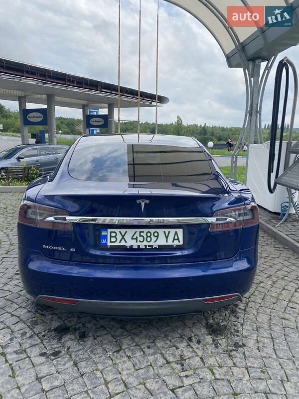 Лифтбек Tesla Model S 2015 в Хмельницком фото 15 Лифтбек Tesla Model S 2015 в Хмельницком