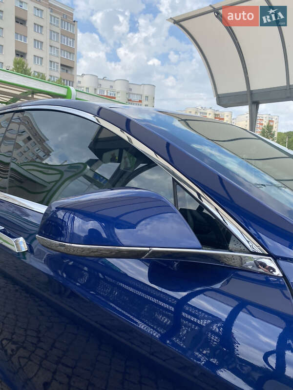 Лифтбек Tesla Model S 2015 в Хмельницком фото 22 Лифтбек Tesla Model S 2015 в Хмельницком