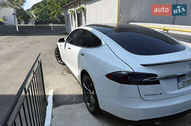 Лифтбек Tesla Model S 2013 в Одессе