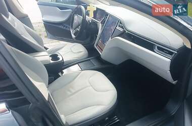 Лифтбек Tesla Model S 2014 в 