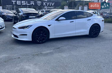 Лифтбек Tesla Model S 2021 в 