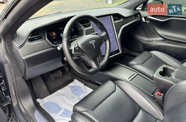 Лифтбек Tesla Model S 2018 в 