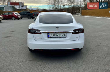 Лифтбек Tesla Model S 2016 в 
