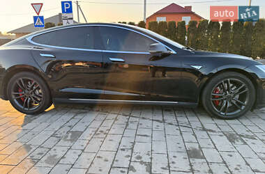 Лифтбек Tesla Model S 2014 в 