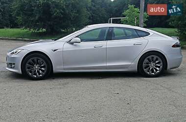 Ліфтбек Tesla Model S 2018 в 