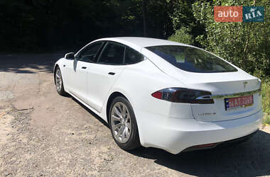 Лифтбек Tesla Model S 2016 в 