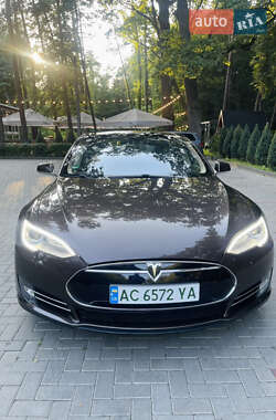 Лифтбек Tesla Model S 2013 в 