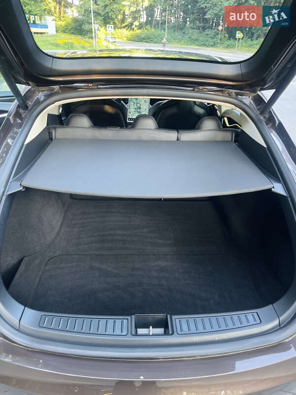 Ліфтбек Tesla Model S 2013 в Луцьку фото 25 Ліфтбек Tesla Model S 2013 в Луцьку
