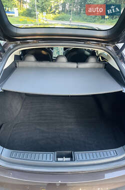 Лифтбек Tesla Model S 2013 в 