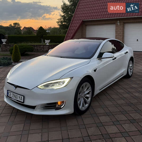 Tesla Model S 2018