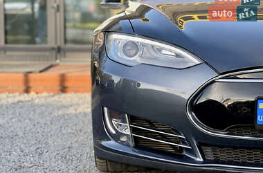 Ліфтбек Tesla Model S 2015 в 