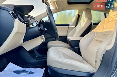 Ліфтбек Tesla Model S 2015 в 