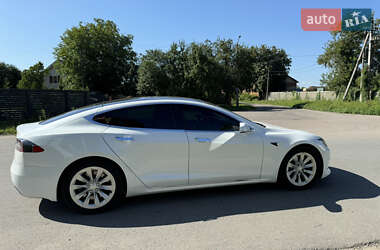 Лифтбек Tesla Model S 2016 в 