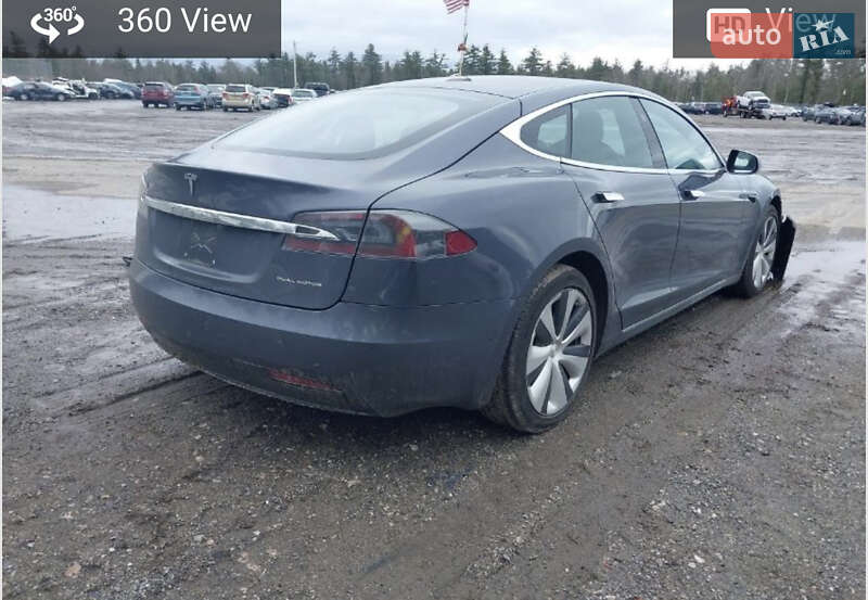 Лифтбек Tesla Model S 2020 в 