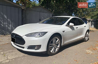 Лифтбек Tesla Model S 2015 в Одессе