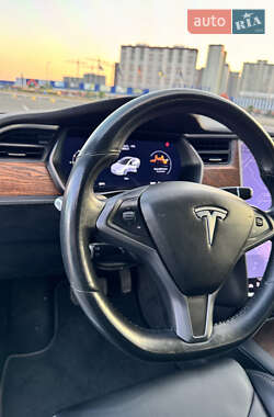 Лифтбек Tesla Model S 2019 в 