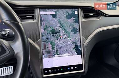 Лифтбек Tesla Model S 2019 в 
