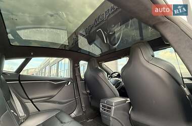 Лифтбек Tesla Model S 2019 в 