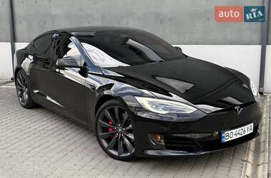 Лифтбек Tesla Model S 2019 в 