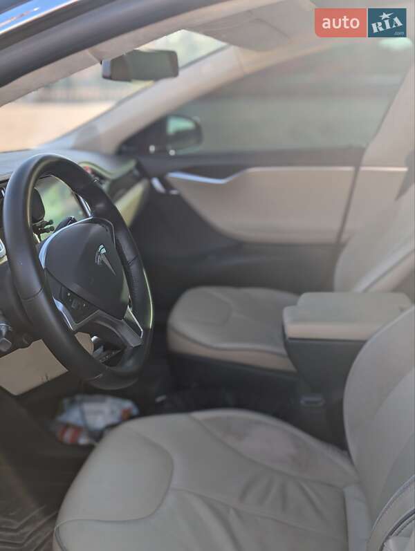 Лифтбек Tesla Model S 2013 в Харькове