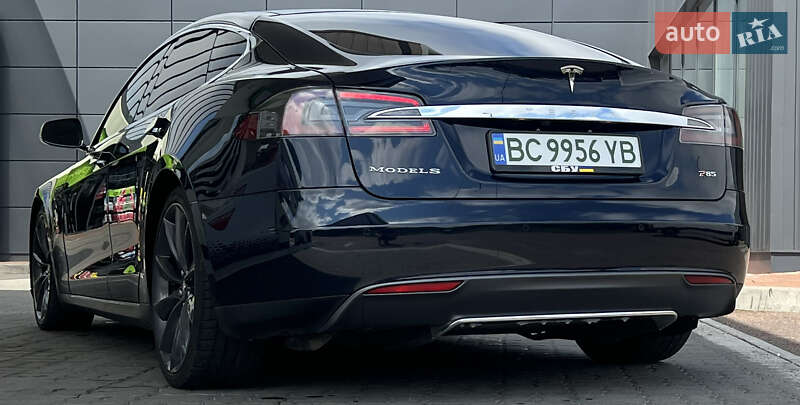 Лифтбек Tesla Model S 2014 в Дрогобыче