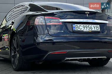 Лифтбек Tesla Model S 2014 в 