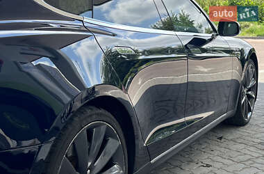 Лифтбек Tesla Model S 2014 в 