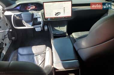 Лифтбек Tesla Model S 2021 в 