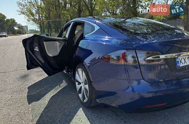 Лифтбек Tesla Model S 2020 в 
