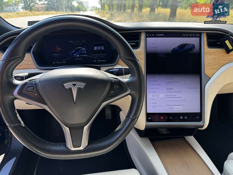 Лифтбек Tesla Model S 2020 в Белгороде-Днестровском