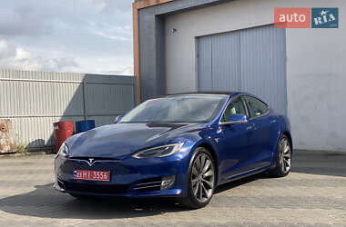 Лифтбек Tesla Model S 2018 в Луцке