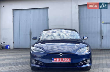 Лифтбек Tesla Model S 2018 в 