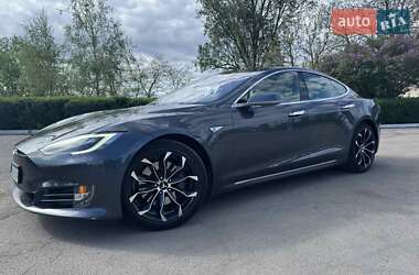 Лифтбек Tesla Model S 2016 в Каменском