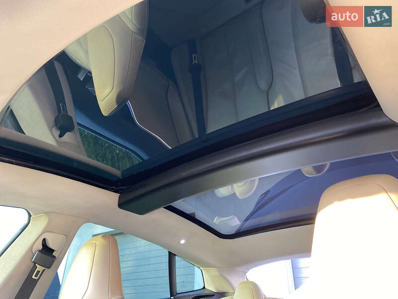 Лифтбек Tesla Model S 2013 в Киеве фото 21 Лифтбек Tesla Model S 2013 в Киеве