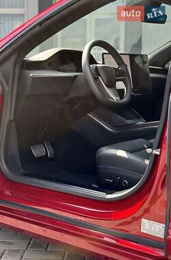 Лифтбек Tesla Model S 2023 в 