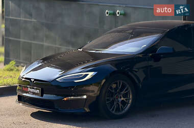 Лифтбек Tesla Model S 2021 в 