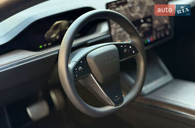 Лифтбек Tesla Model S 2021 в 