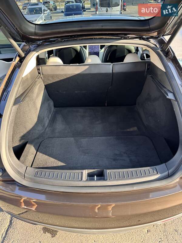 Лифтбек Tesla Model S 2013 в Харькове