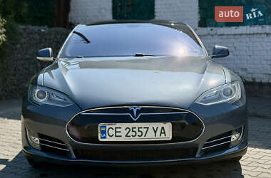 Лифтбек Tesla Model S 2013 в 