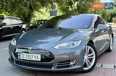 Лифтбек Tesla Model S 2013 в 