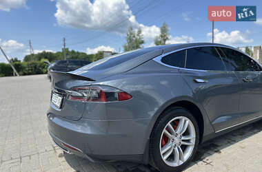Лифтбек Tesla Model S 2013 в 