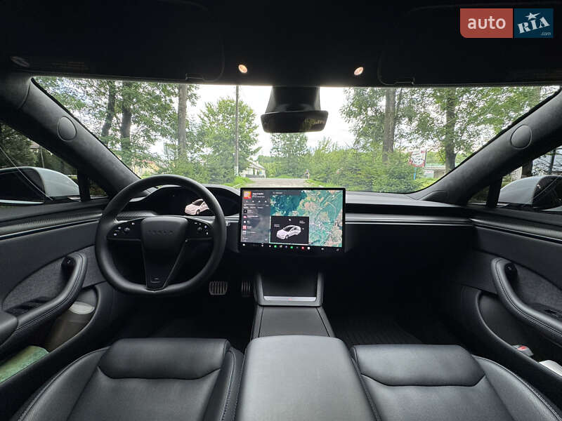 Лифтбек Tesla Model S 2023 в Львове