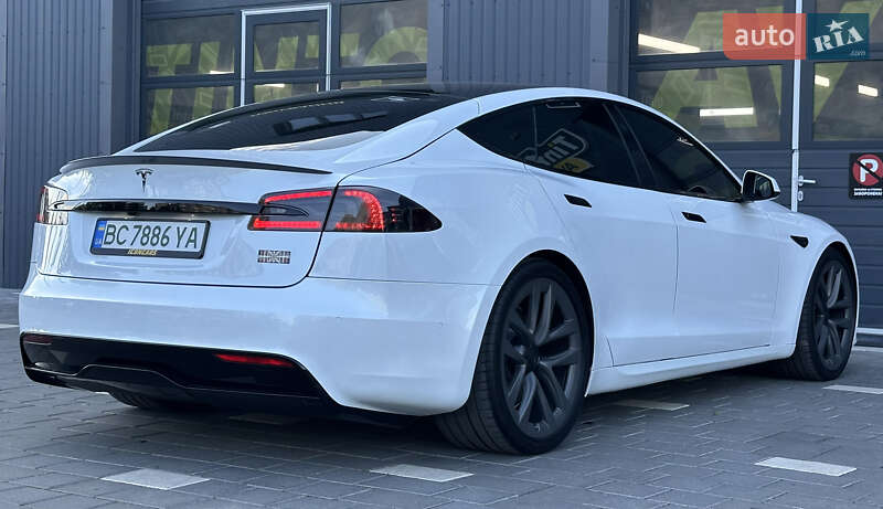 Лифтбек Tesla Model S 2021 в Дрогобыче